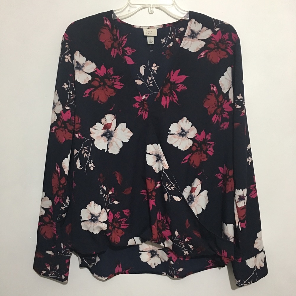 A New Day Navy Floral Print Blouse Size XL
